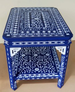 The Blue Stenciled table, a little stenciling is not enough
